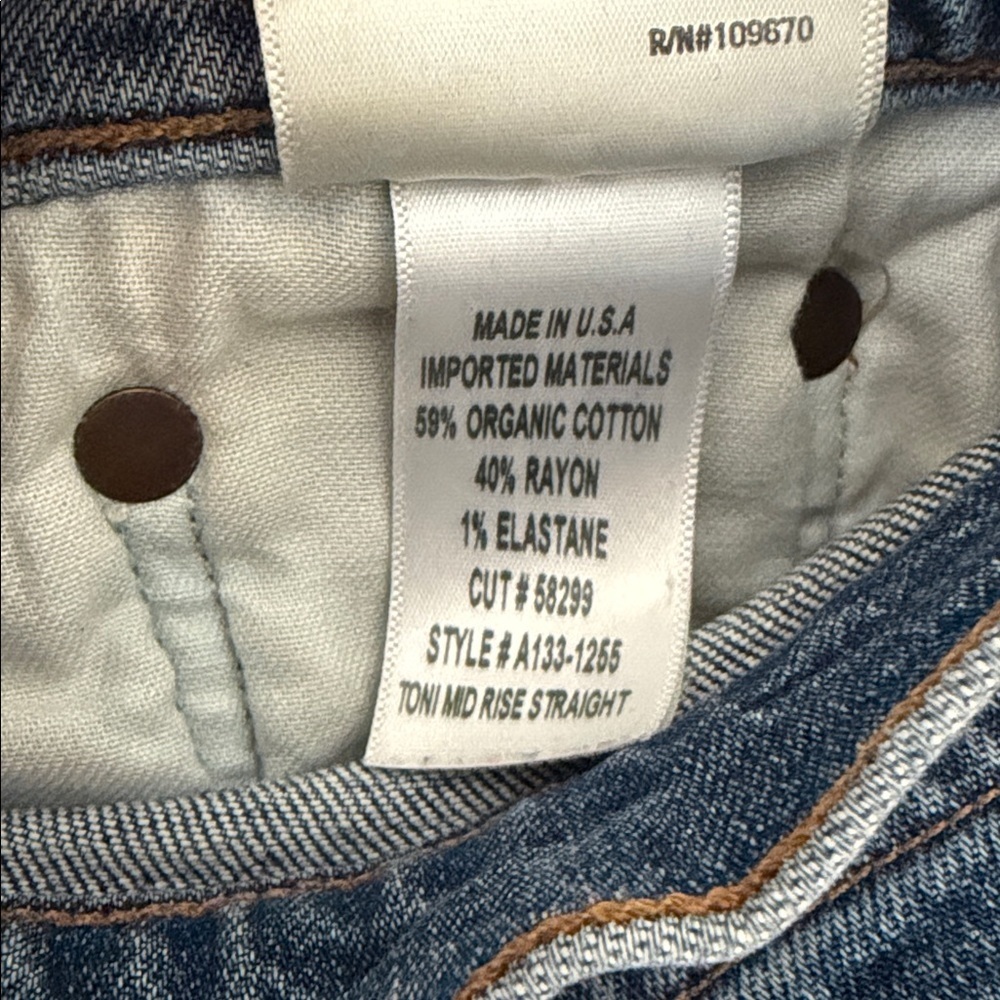 AGOLDE Toni Mid Rise Straight Leg Jeans - Picture 5 of 5